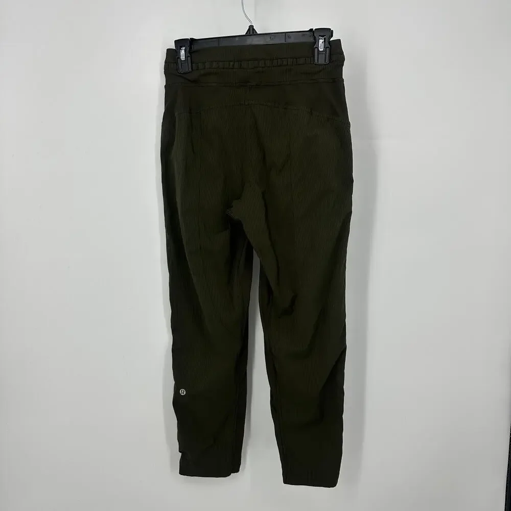 Lululemon Dance Studio Mid-Rise Cropped Pant size 4 green casual lightweight - Picture 2 of 10
